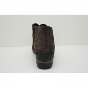 PERYNE  dark brown
