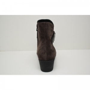 KERRY-35025-30581 bruin