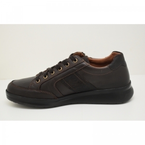 LISANDRO W. dark brown