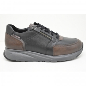 ISAAC NE. dark brown