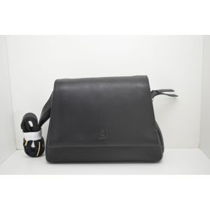 BST013 black