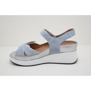 260381 licht blauw