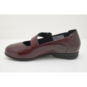 SABRIA-VERNIS oxblood